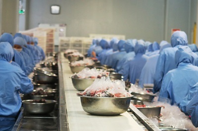 现代食品工业发达，加工食品比过去更安全吗？